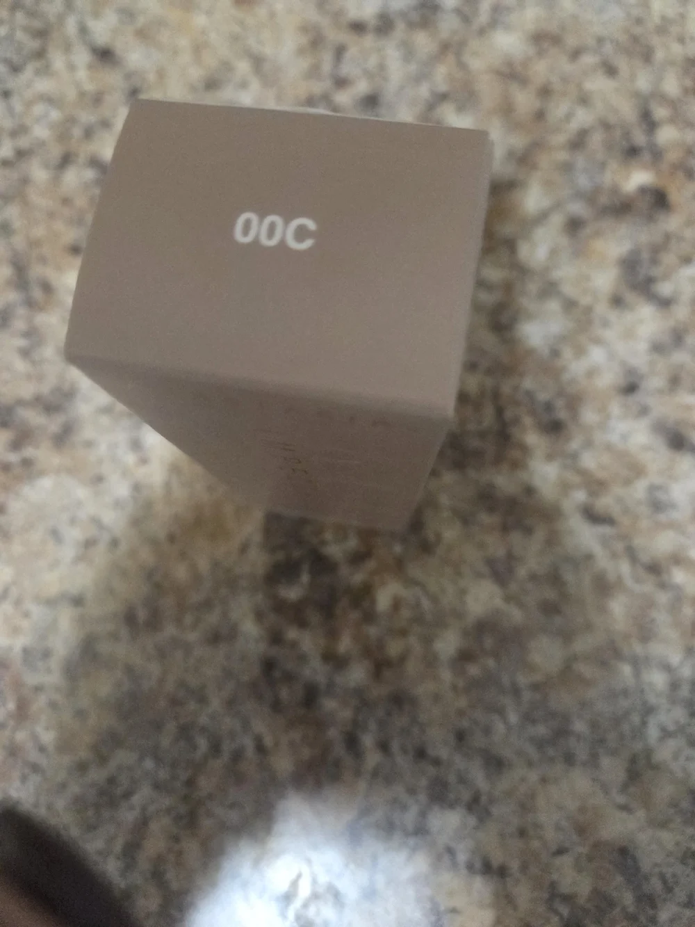 NIB Anastasia Beverly Impeccable Foundation